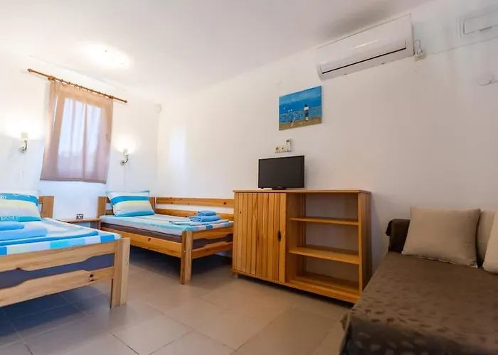 гнездото The Nest 1 Guest house 3*